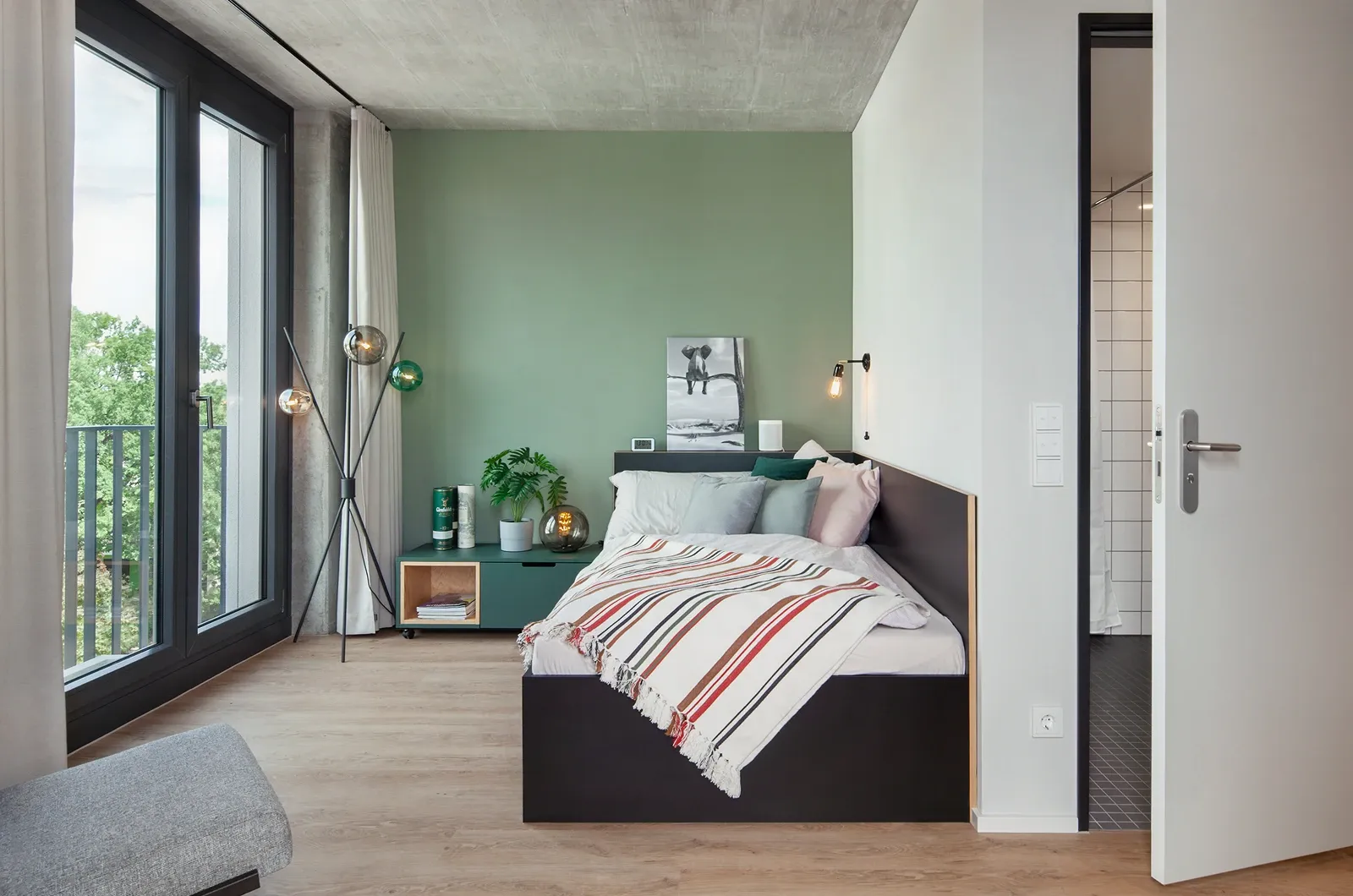 CAB Double Deluxe Balcony Apartment