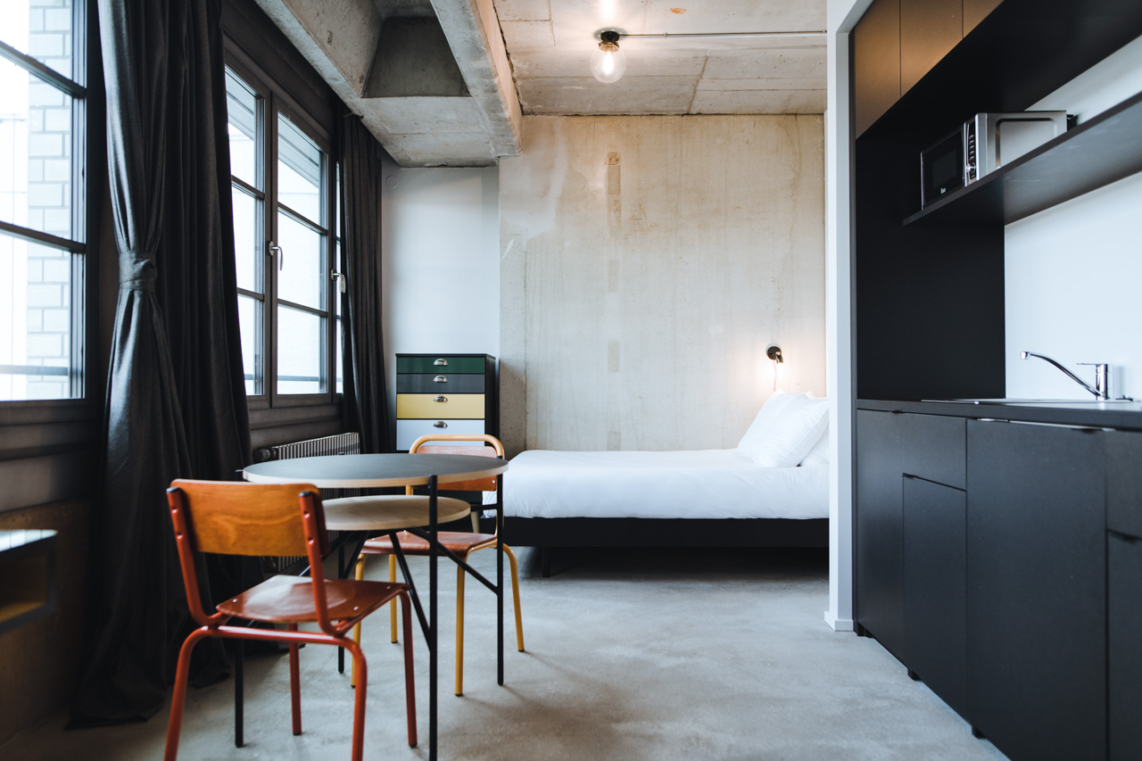 Picture category double room Neon Wood