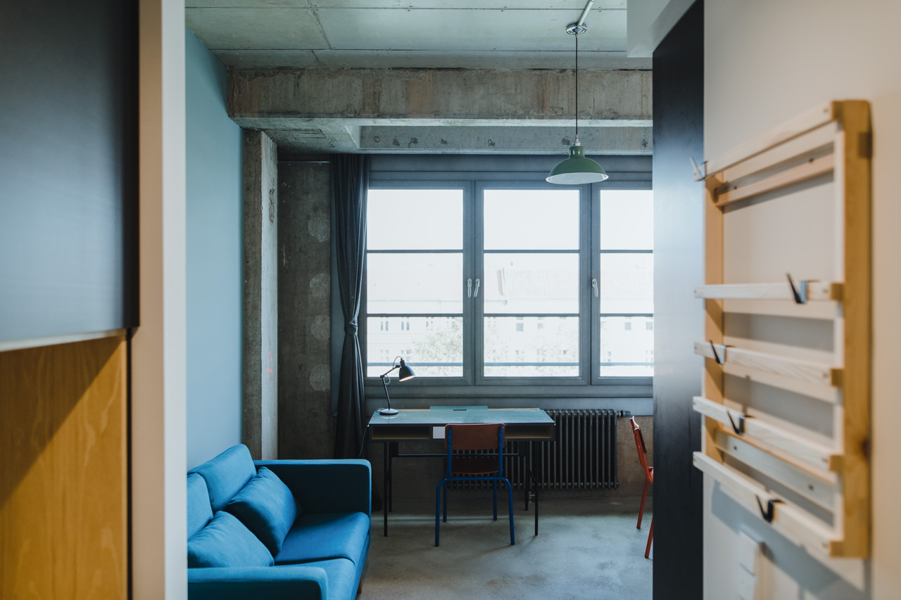 Picture category double room Neon Wood